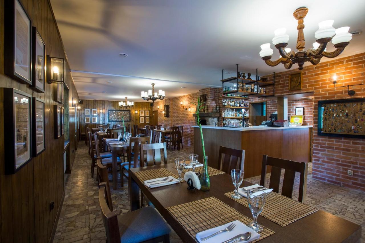 Hotel Kuznia Napoleonska Teresin Bagian luar foto
