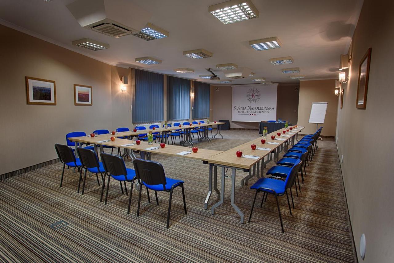 Hotel Kuznia Napoleonska Teresin Bagian luar foto