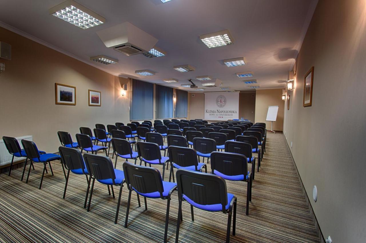 Hotel Kuznia Napoleonska Teresin Bagian luar foto