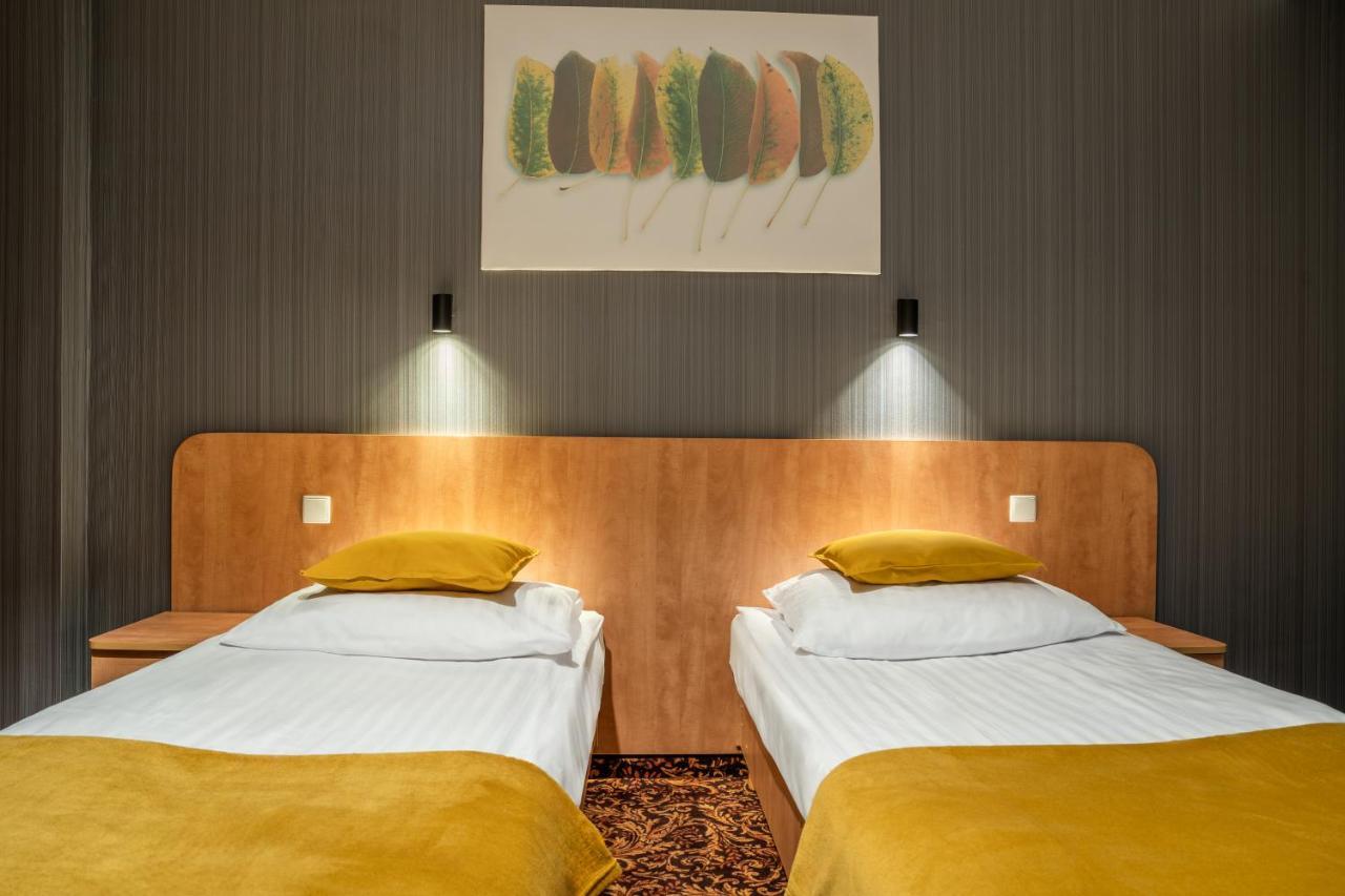 Hotel Kuznia Napoleonska Teresin Bagian luar foto