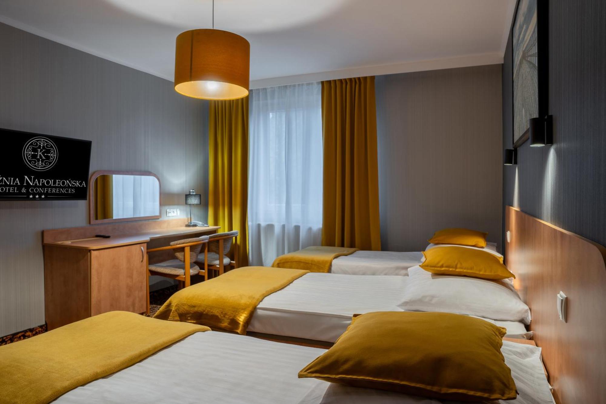 Hotel Kuznia Napoleonska Teresin Bagian luar foto