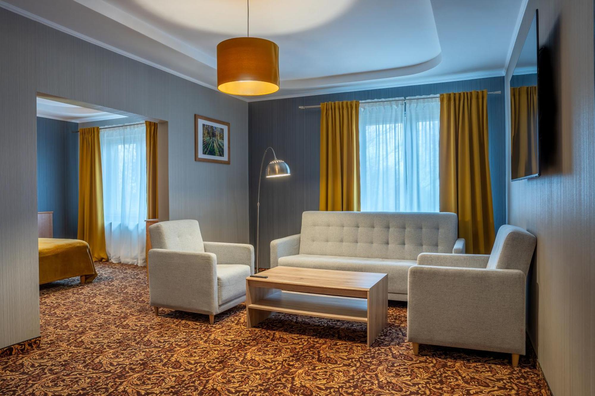 Hotel Kuznia Napoleonska Teresin Bagian luar foto