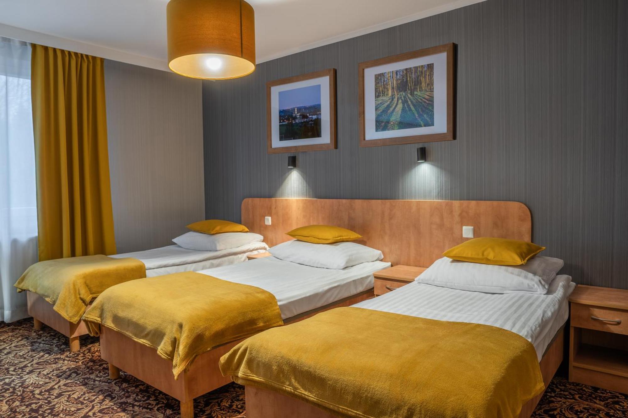 Hotel Kuznia Napoleonska Teresin Bagian luar foto